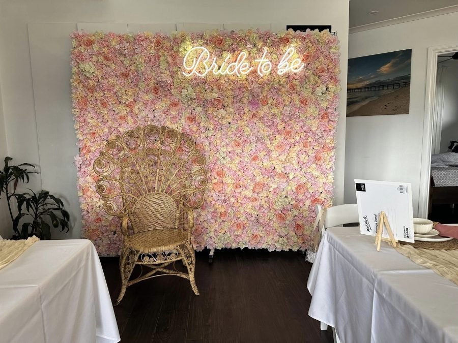 Flower wall in pink and peach for hire