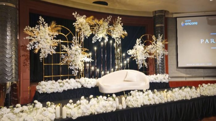 gold and black wedding theme