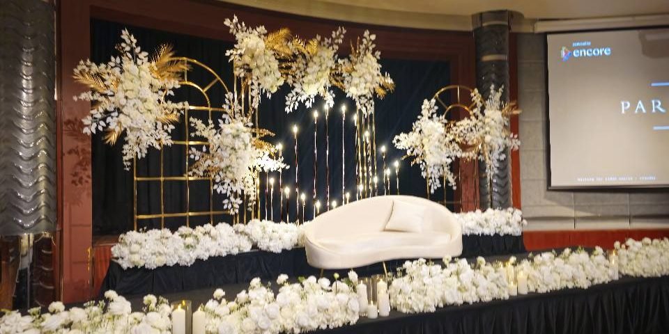 gold and black wedding theme